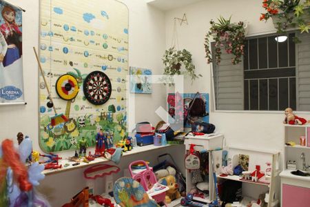 Casa à venda com 340m², 3 quartos e NaN vagasDetalhe