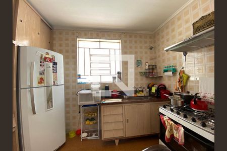 Casa à venda com 400m², 4 quartos e 2 vagas Casa à venda com 400m², 4 quartos e 2 vagasCozinha - Casa 2