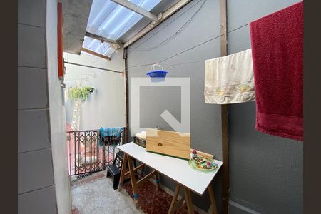 Casa à venda com 400m², 4 quartos e 2 vagas Casa à venda com 400m², 4 quartos e 2 vagasÁrea de Serviço - Casa 3