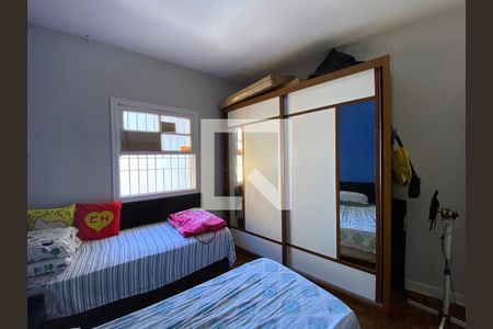 Casa à venda com 400m², 4 quartos e 2 vagas Casa à venda com 400m², 4 quartos e 2 vagasQuarto 2 - Casa 3