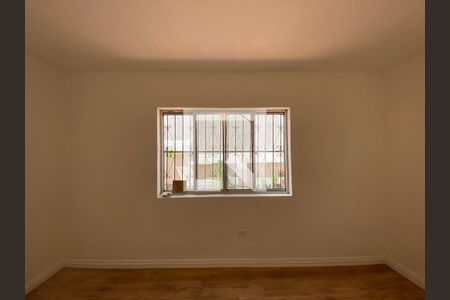 Casa à venda com 400m², 4 quartos e 2 vagas Casa à venda com 400m², 4 quartos e 2 vagasQuarto - Casa 1