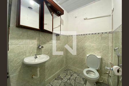 Casa à venda com 400m², 4 quartos e 2 vagas Casa à venda com 400m², 4 quartos e 2 vagasBanheiro - Casa 1