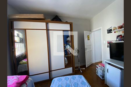 Casa à venda com 400m², 4 quartos e 2 vagas Casa à venda com 400m², 4 quartos e 2 vagasQuarto 2 - Casa 3