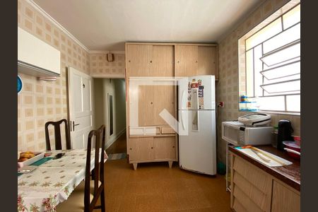 Casa à venda com 400m², 4 quartos e 2 vagas Casa à venda com 400m², 4 quartos e 2 vagasCozinha - Casa 2