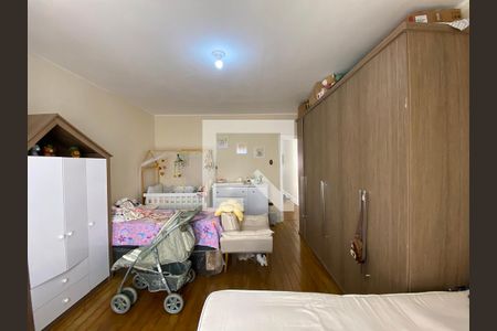 Casa à venda com 400m², 4 quartos e 2 vagas Casa à venda com 400m², 4 quartos e 2 vagasSala/quarto - Casa 2