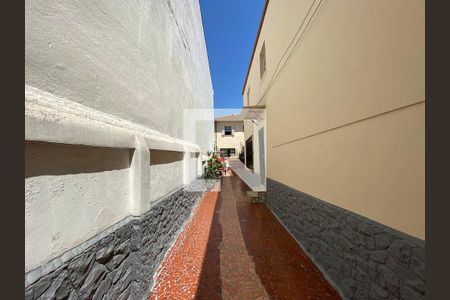 Casa à venda com 400m², 4 quartos e 2 vagas Casa à venda com 400m², 4 quartos e 2 vagasÁrea comum/garagem - Casa 3