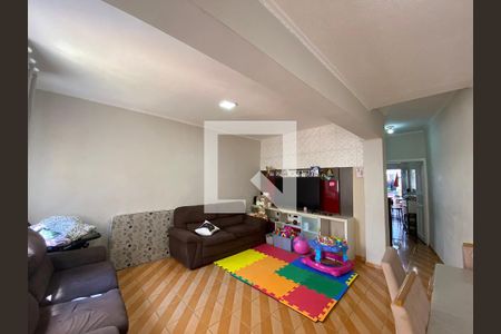 Casa à venda com 400m², 4 quartos e 2 vagas Casa à venda com 400m², 4 quartos e 2 vagasSala - Casa 3