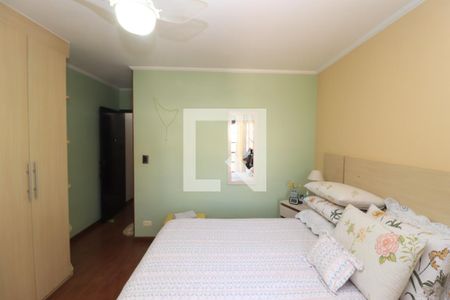 Casa de condomínio à venda com 134m², 3 quartos e 3 vagasQuarto Suíte