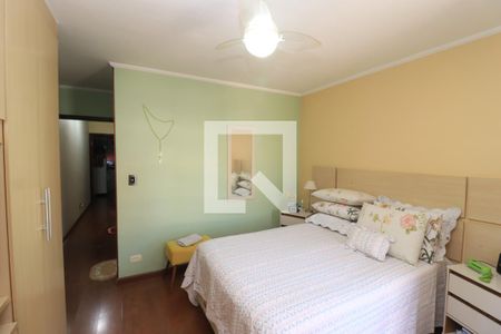 Casa de condomínio à venda com 134m², 3 quartos e 3 vagasQuarto Suíte