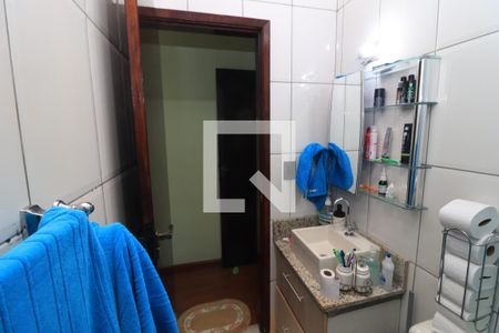 Casa de condomínio à venda com 134m², 3 quartos e 3 vagasBanheiro da Suíte