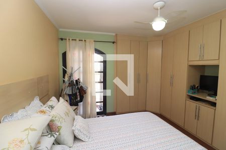 Casa de condomínio à venda com 134m², 3 quartos e 3 vagasQuarto Suíte