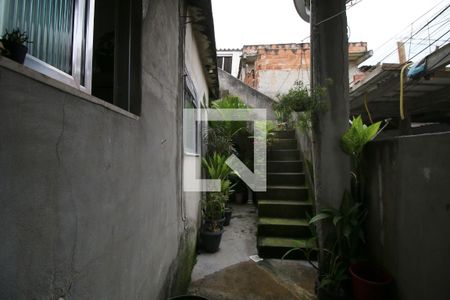 Casa à venda com 2m², 2 quartos e sem vagaÁrea comum - Quintal