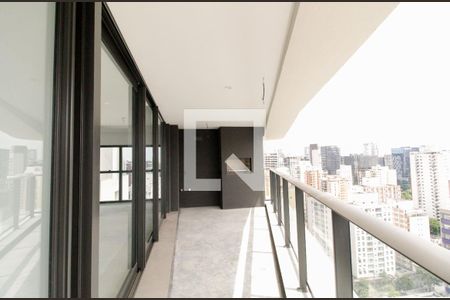 Apartamento à venda com 154m², 3 quartos e 2 vagas Apartamento à venda com 154m², 3 quartos e 2 vagasVaranda