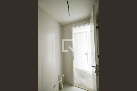 Apartamento à venda com 154m², 3 quartos e 2 vagas Apartamento à venda com 154m², 3 quartos e 2 vagasBanheiro Lavanderia