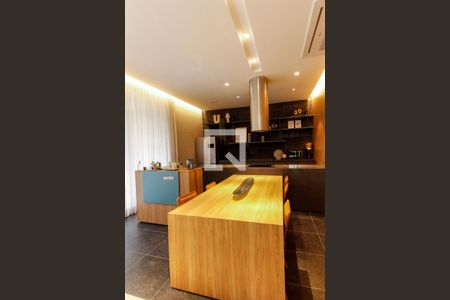 Apartamento à venda com 154m², 3 quartos e 2 vagas Apartamento à venda com 154m², 3 quartos e 2 vagasSalão de Festas