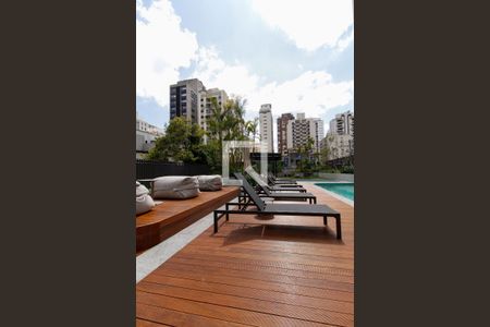 Apartamento à venda com 154m², 3 quartos e 2 vagas Apartamento à venda com 154m², 3 quartos e 2 vagasPiscina