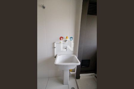 Apartamento à venda com 154m², 3 quartos e 2 vagas Apartamento à venda com 154m², 3 quartos e 2 vagasLavanderia