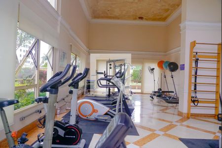 Apartamento à venda com 160m², 5 quartos e 3 vagas Apartamento à venda com 160m², 5 quartos e 3 vagasÁrea comum - Academia