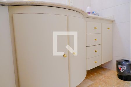 Apartamento à venda com 160m², 5 quartos e 3 vagas Apartamento à venda com 160m², 5 quartos e 3 vagasBanheiro Suite 3