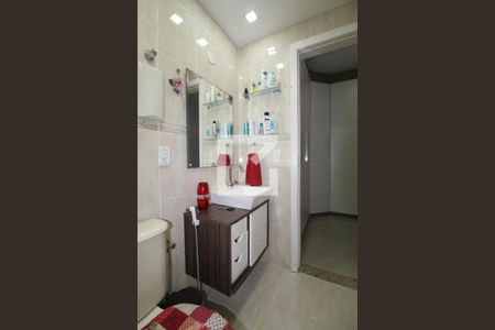 Apartamento à venda com 123m², 3 quartos e 2 vagasBanheiro