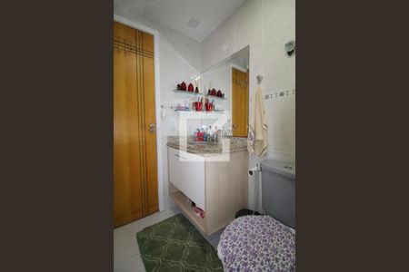 Apartamento à venda com 123m², 3 quartos e 2 vagasBanheiro