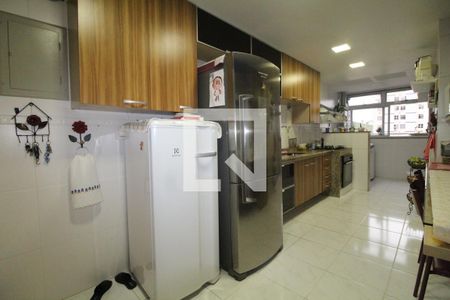 Apartamento à venda com 123m², 3 quartos e 2 vagasCozinha