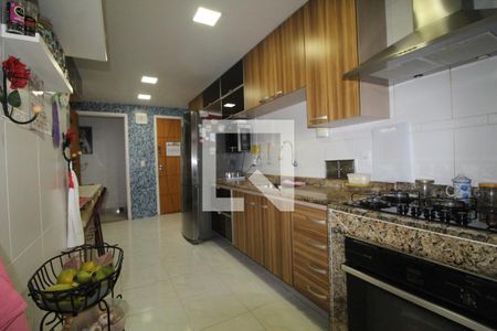 Apartamento à venda com 123m², 3 quartos e 2 vagasCozinha