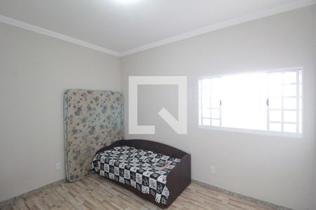 Quarto 1 de casa para alugar com 3 quartos, 458m² em Maria Helena (justinópolis), Belo Horizonte