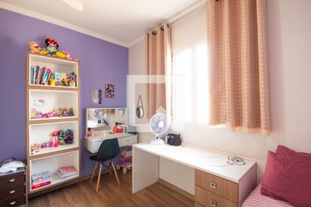 Casa à venda com 180m², 3 quartos e 3 vagasSuíte 2