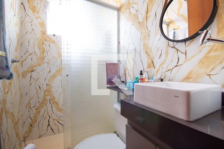 Casa à venda com 180m², 3 quartos e 3 vagasBanheiro da Suíte 2