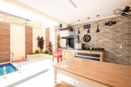 Casa à venda com 180m², 3 quartos e 3 vagasChurrasqueira