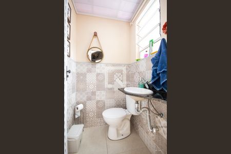 Casa à venda com 180m², 3 quartos e 3 vagasBanheiro de serviço