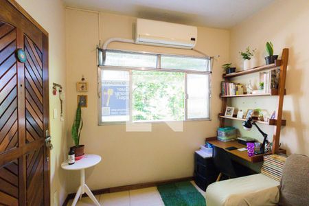 Sala de apartamento à venda com 3 quartos, 68m² em Freguesia (jacarepaguá), Rio de Janeiro