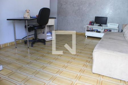Casa à venda com 158m², 2 quartos e 2 vagasSala