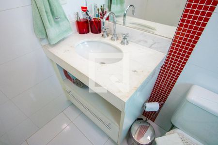 Casa à venda com 162m², 3 quartos e 3 vagasBanheiro do quarto 1