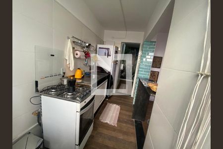 Apartamento à venda com 39m², 2 quartos e 2 vagas Apartamento à venda com 39m², 2 quartos e 2 vagasCozinha