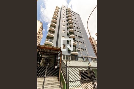 Apartamento à venda com 32m², 1 quarto e 1 vagaFachada