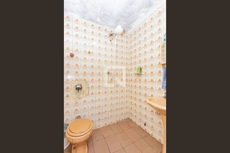 Casa à venda com 145m², 2 quartos e 2 vagasBAnheiro edicola