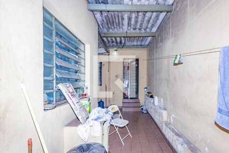 Casa à venda com 145m², 2 quartos e 2 vagasCorredor