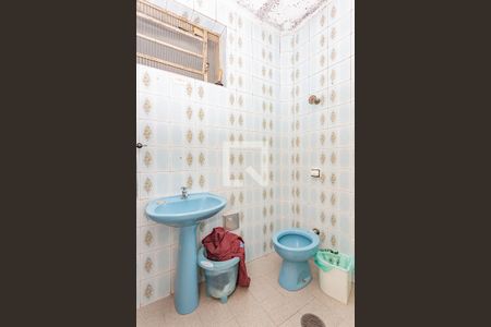 Casa à venda com 145m², 2 quartos e 2 vagasBanheiro