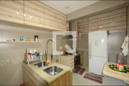 Apartamento à venda com 140m², 3 quartos e 2 vagasCozinha