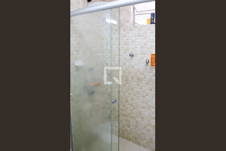 Apartamento à venda com 45m², 2 quartos e 1 vaga Apartamento à venda com 45m², 2 quartos e 1 vagaBanheiro