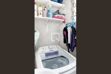 Apartamento à venda com 45m², 2 quartos e 1 vaga Apartamento à venda com 45m², 2 quartos e 1 vagaÁrea de Serviço
