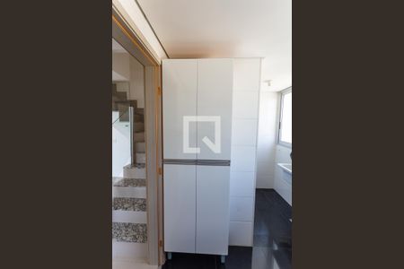Apartamento para alugar com 134m², 2 quartos e 3 vagasArmário da Cozinha