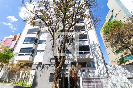 Apartamento para alugar com 134m², 2 quartos e 3 vagasFachada