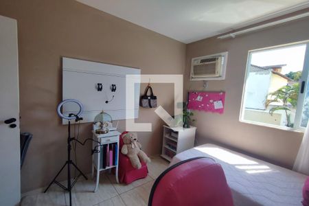 Casa de condomínio à venda com 89m², 4 quartos e 1 vagaQuarto 2