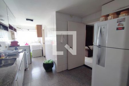 Casa de condomínio à venda com 89m², 4 quartos e 1 vagaCozinha