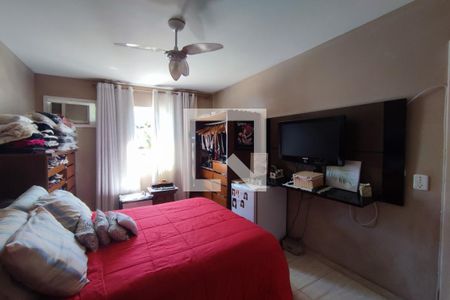 Casa de condomínio à venda com 89m², 4 quartos e 1 vagaSuite 1