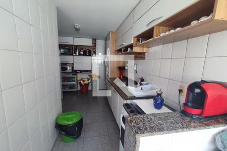 Casa de condomínio à venda com 89m², 4 quartos e 1 vagaCozinha