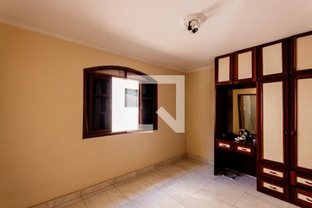 Casa à venda com 420m², 3 quartos e 8 vagasCloset